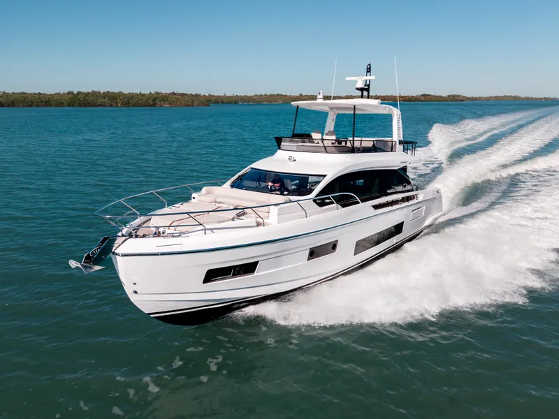 Slide: The Image of Azimut Fly 62 2026 - 1