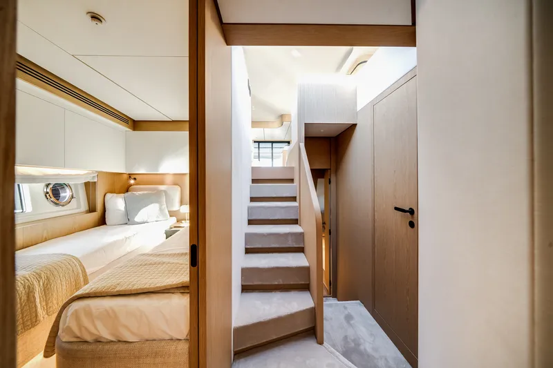 Slide: The Image of Azimut Fly 62 2026 - 49