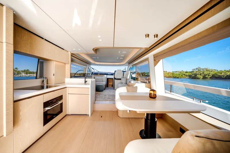 Slide: The Image of Azimut Fly 62 2026 - 38