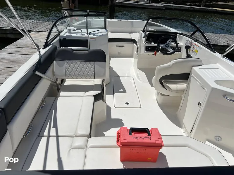 Slide: The Image of Bayliner DX2200 2023 - 14267735