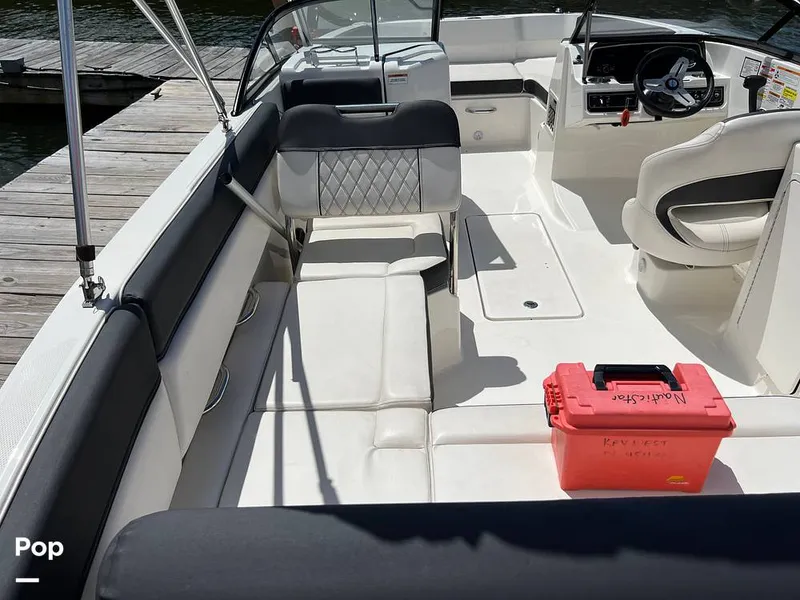 Slide: The Image of Aft Shot To Bow - 14267734