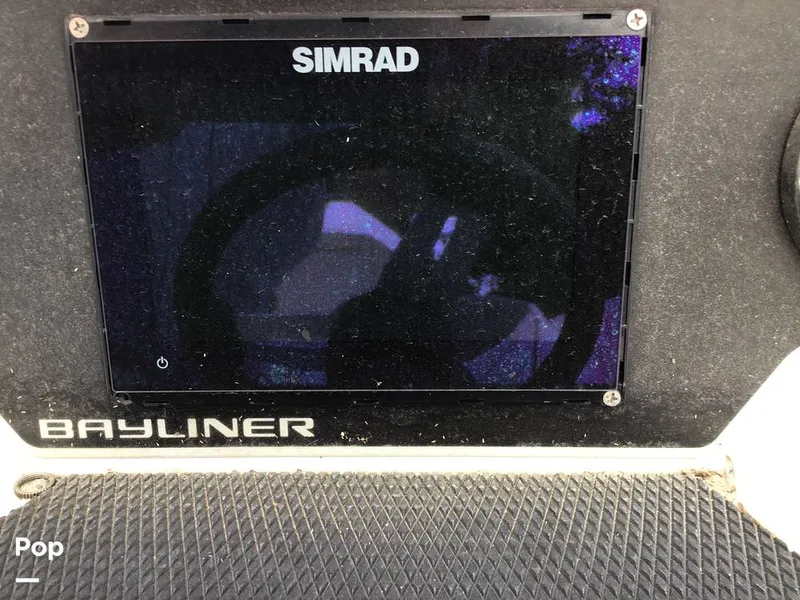 Slide: The Image of Bayliner DX 2200 2023 - 16764665
