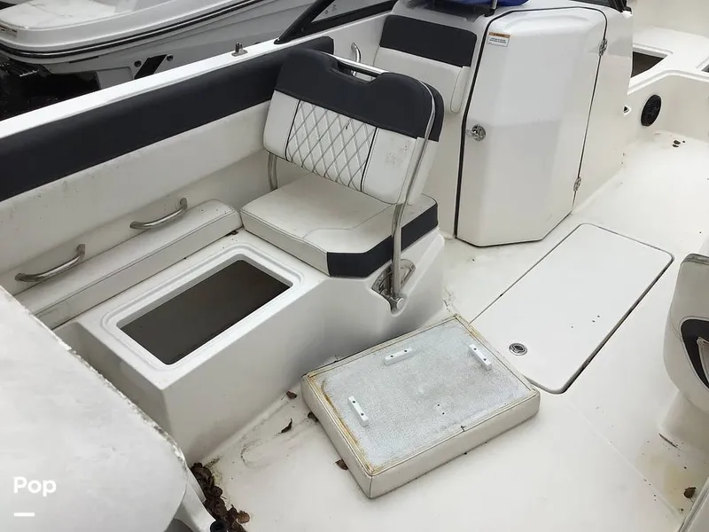 Slide: The Image of Bayliner DX 2200 2023 - 16764657