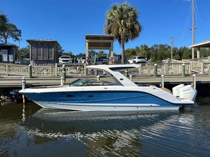 Slide: The Image of Sea Ray SLX 310 Outboard 2026 - 1