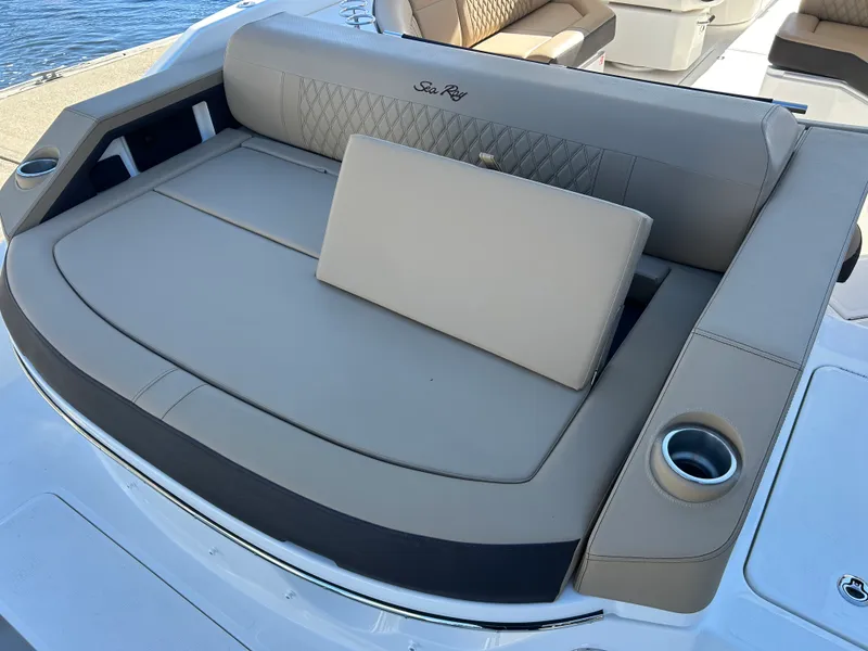 Slide: The Image of Sea Ray SLX 310 Outboard 2026 - 13