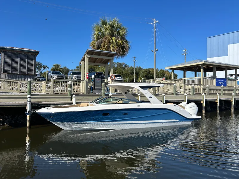 Slide: The Image of Sea Ray SLX 310 Outboard 2026 - 4