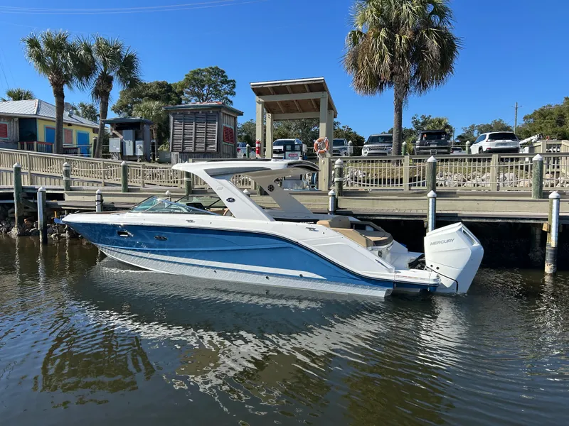 Slide: The Image of Sea Ray SLX 310 Outboard 2026 - 5