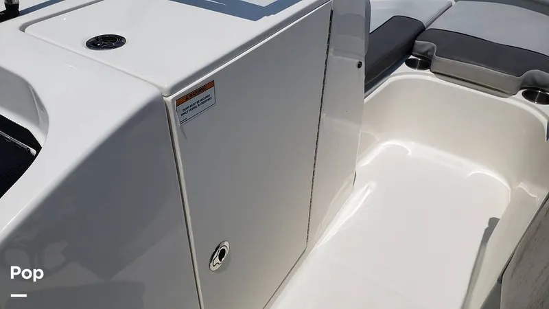 Slide: The Image of Bayliner VR6 OB 2023 - 14466643