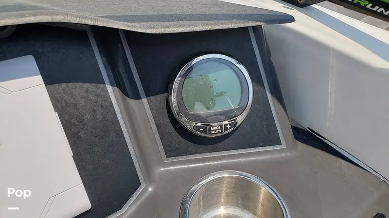 Slide: The Image of Bayliner VR6 OB 2023 - 14466556