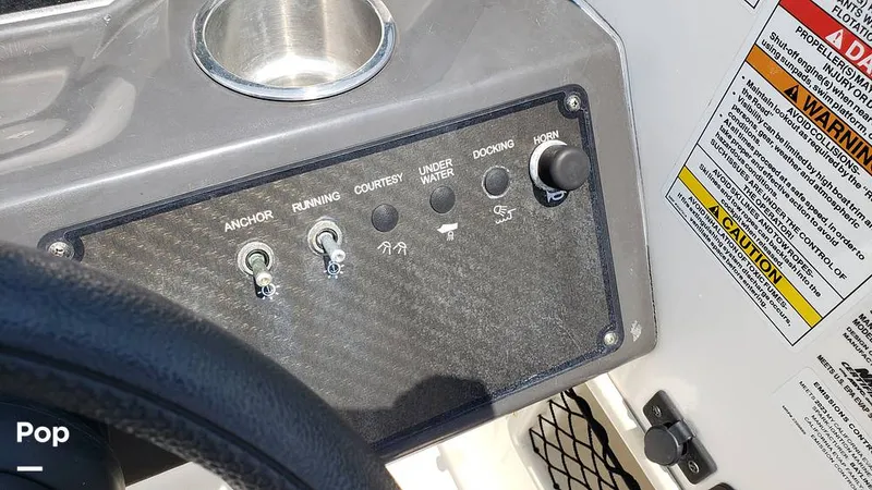 Slide: The Image of Bayliner VR6 OB 2023 - 14466557