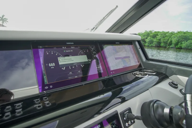 Slide: The Image of Saxdor 400 GTO 2026 - 15