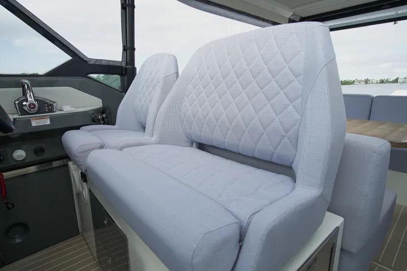 Slide: The Image of Saxdor 400 GTO 2026 - 17