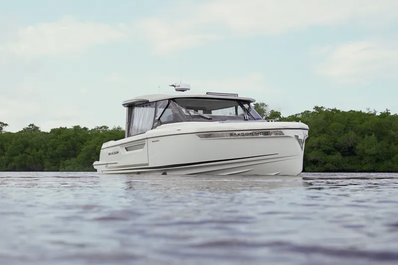 Slide: The Image of Saxdor 400 GTO 2026 - 45