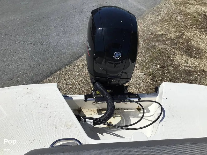 Slide: The Image of Bayliner VR6 2023 - 14277326