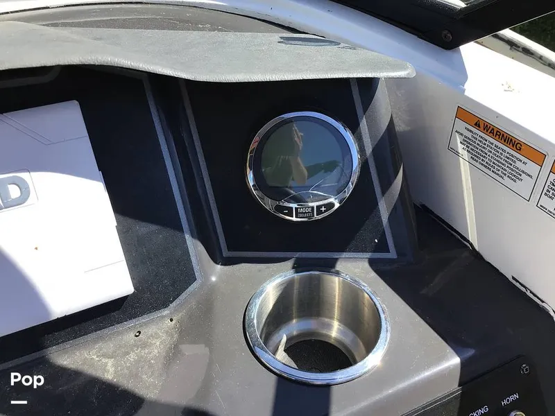 Slide: The Image of Bayliner VR6 2023 - 14277343