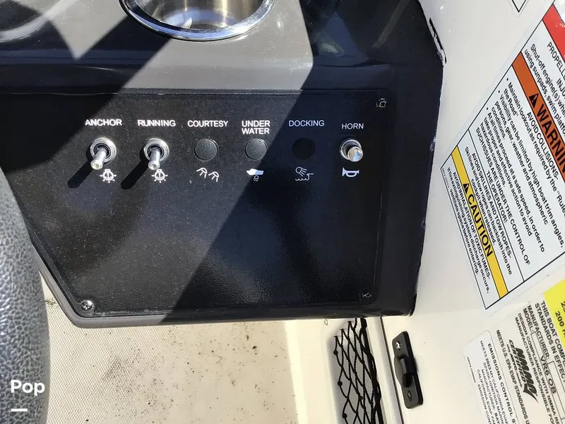 Slide: The Image of Bayliner VR6 2023 - 14277344