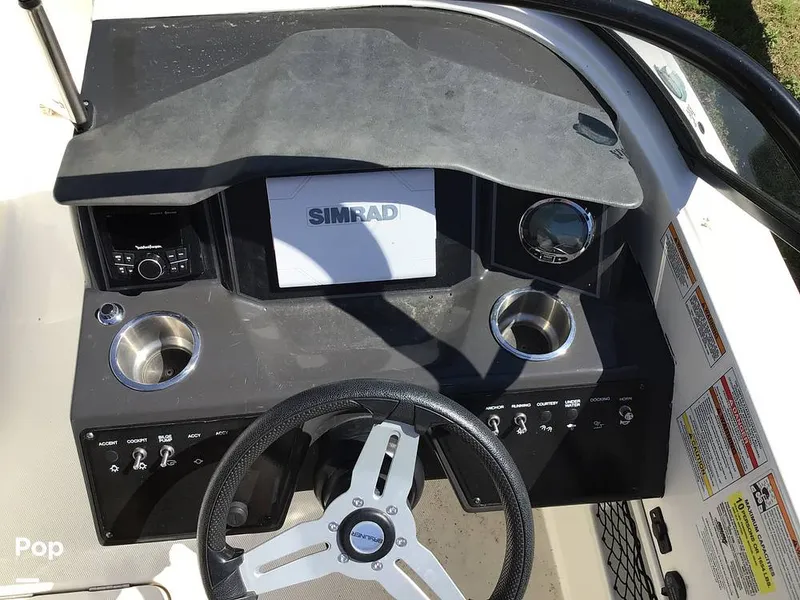 Slide: The Image of Bayliner VR6 2023 - 14277346