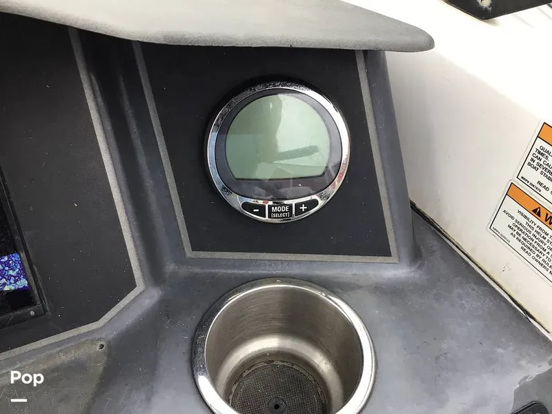 Slide: The Image of Bayliner VR6 OB 2023 - 16764515