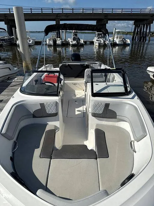 Slide: The Image of Bayliner VR6 OB 2023 - 15671257