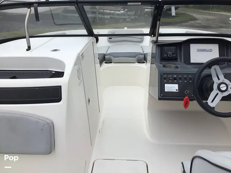 Slide: The Image of Bayliner VR6 OB 2023 - 16764511