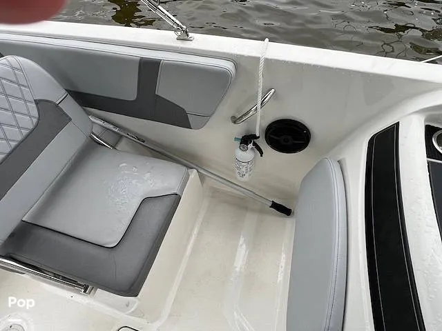 Slide: The Image of Bayliner VR6 2023 - 14202285