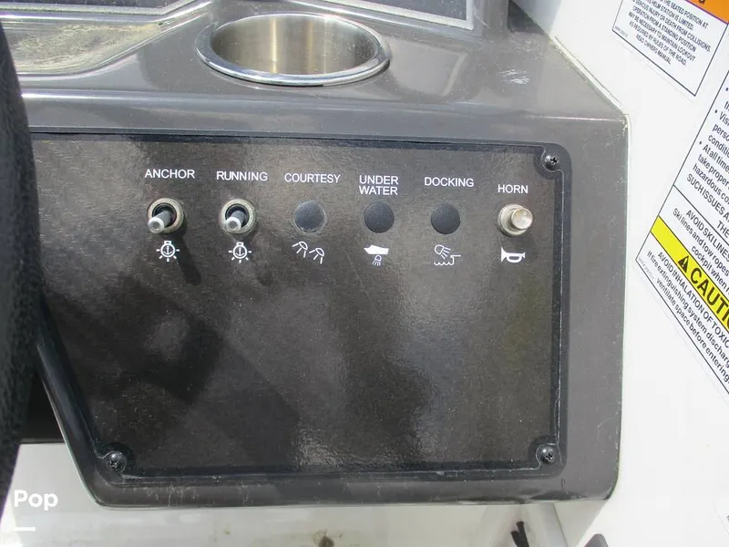 Slide: The Image of Bayliner VR6 2023 - 14277296