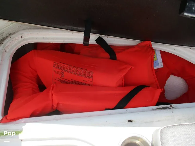 Slide: The Image of Bayliner VR6 2023 - 14277304