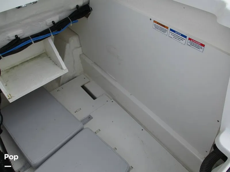 Slide: The Image of Bayliner VR6 2023 - 14277401