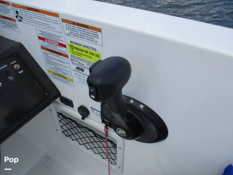 Slide: The Image of Bayliner VR6 2023 - 14277417