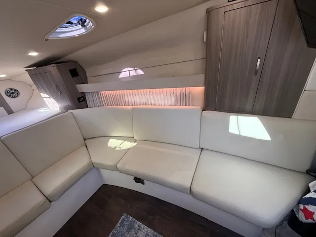 Slide: The Image of Regal 33 XO 2022 - 3