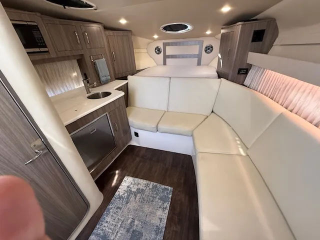 Slide: The Image of Regal 33 XO 2022 - 8