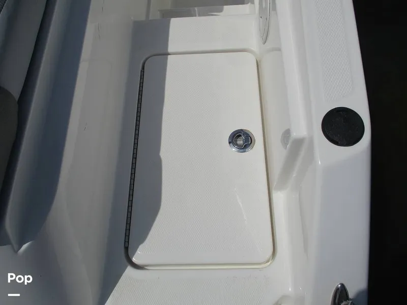 Slide: The Image of Bayliner VR6 2023 - 14293381