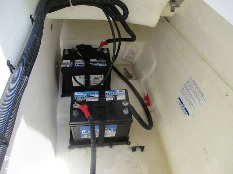 Slide: The Image of Bayliner VR6 2023 - 14293392