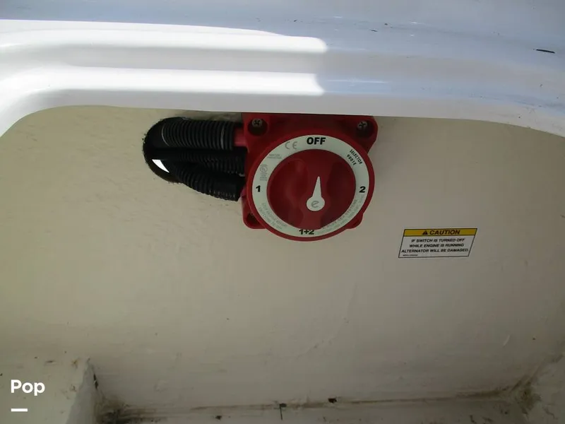 Slide: The Image of Bayliner VR6 2023 - 14293393