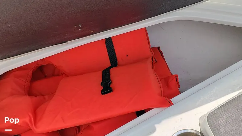 Slide: The Image of Bayliner VR6 OB 2023 - 14512690