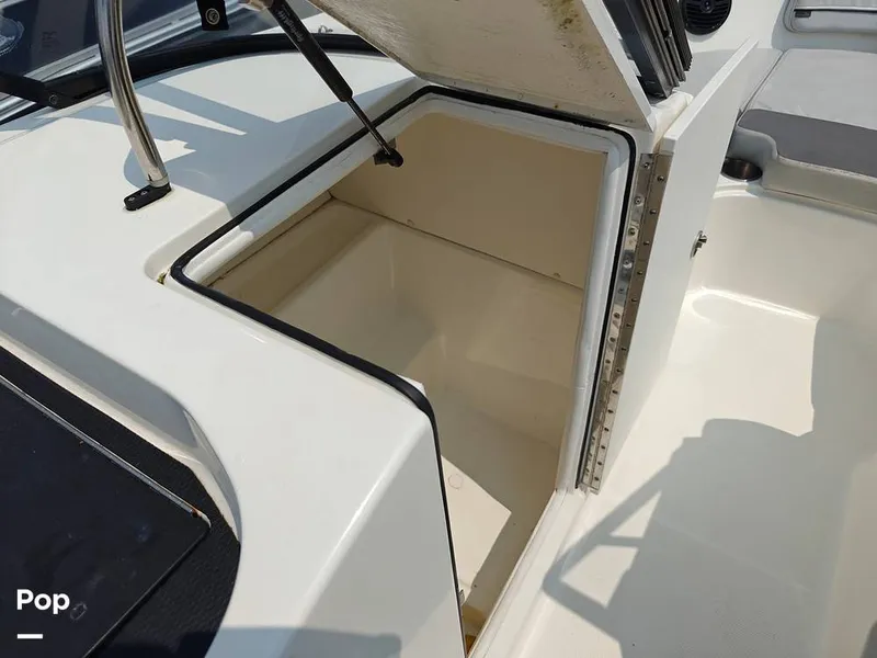 Slide: The Image of Bayliner VR6 OB 2022 - 14572807