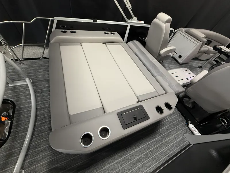 Slide: The Image of Premier 210SUNSATION 2026 - 58