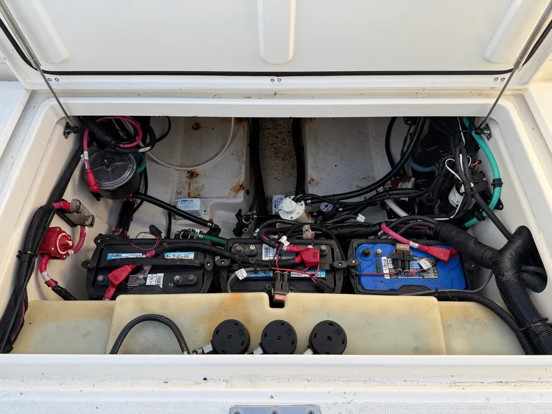 Slide: The Image of Boston Whaler 285 CONQUEST 2013 - 7