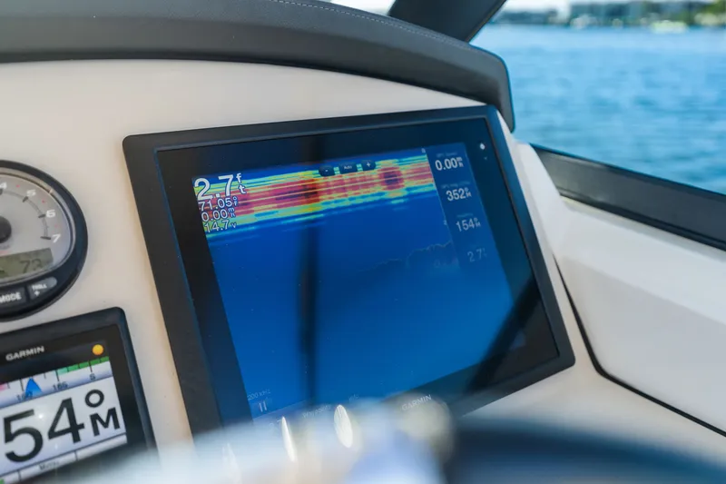 Slide: The Image of Boston Whaler 270 VANTAGE 2015 - 22