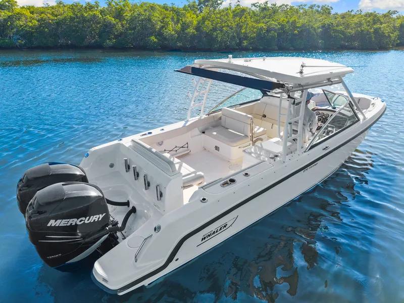 Slide: The Image of Boston Whaler 270 VANTAGE 2015 - 4