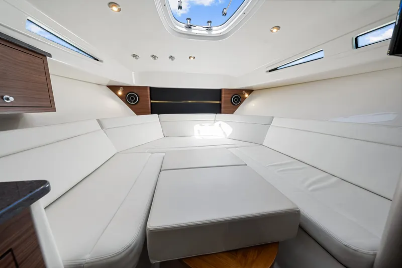 Slide: The Image of Boston Whaler 325 Conquest 2026 - 57