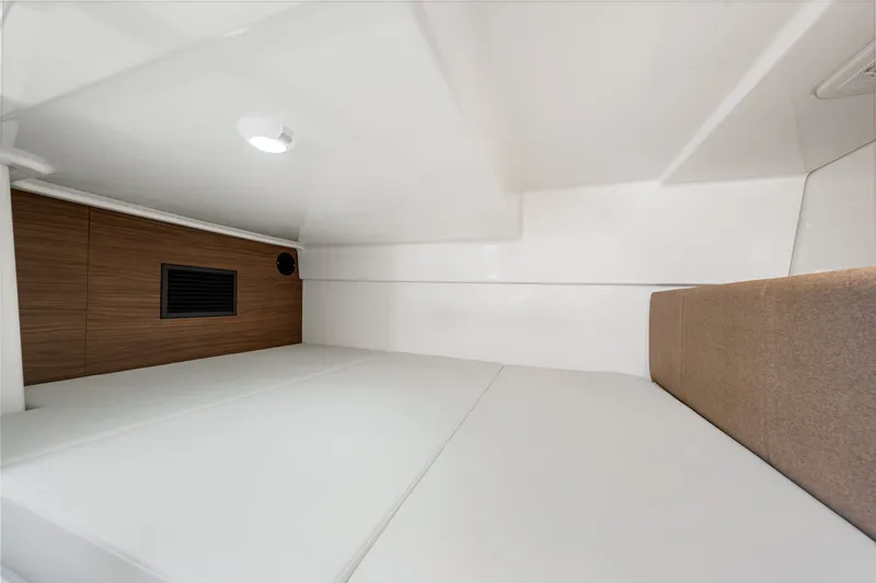 Slide: The Image of Boston Whaler 325 Conquest 2026 - 61