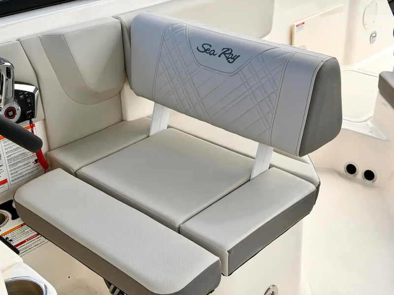 Slide: The Image of Sea Ray SDX 230 Outboard 2026 - 21