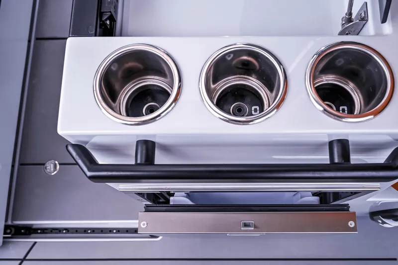 Slide: The Image of Saxdor 320 GTO 2026 - 102