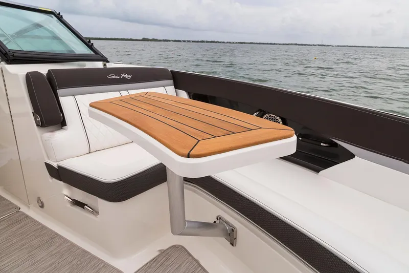 Slide: The Image of Sea Ray SLX 350 Outboard 2026 - 11