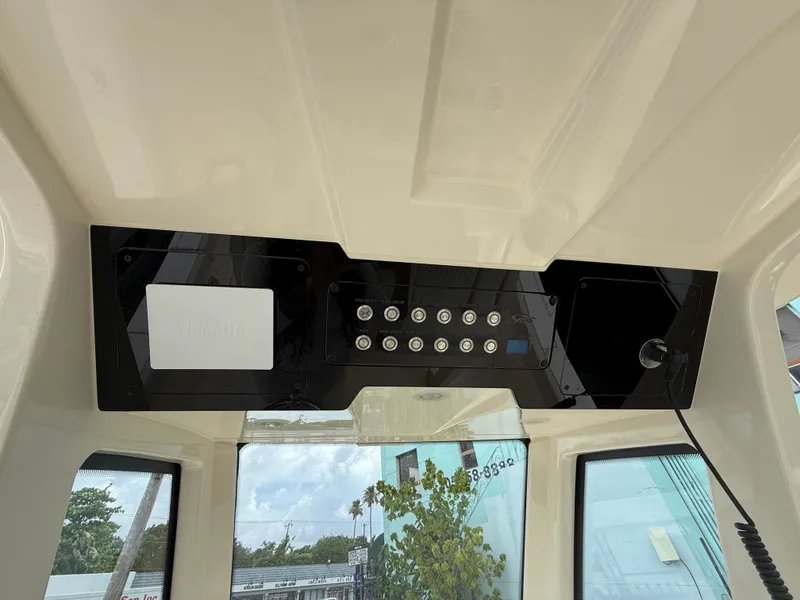 Slide: The Image of Scout 260 LXF 2026 - 14
