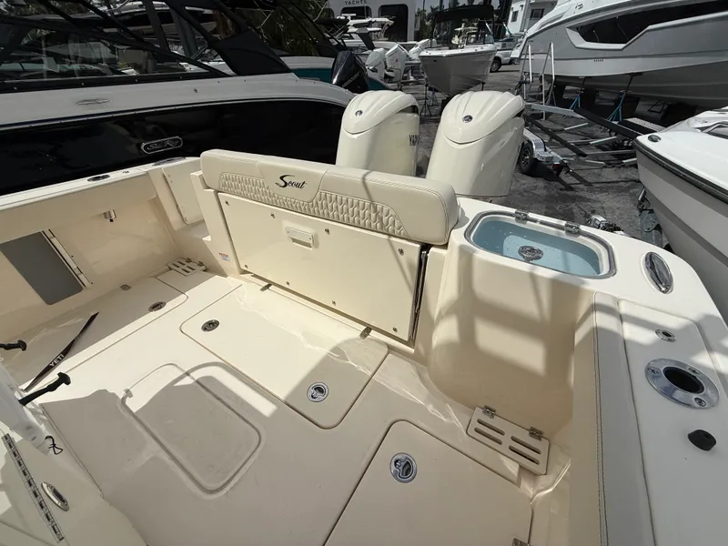 Slide: The Image of Scout 260 LXF 2026 - 20
