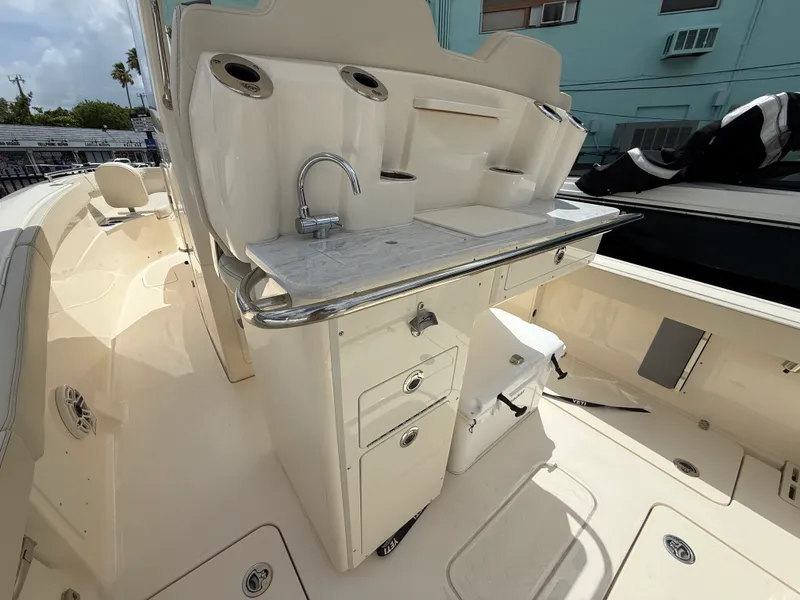 Slide: The Image of Scout 260 LXF 2026 - 9