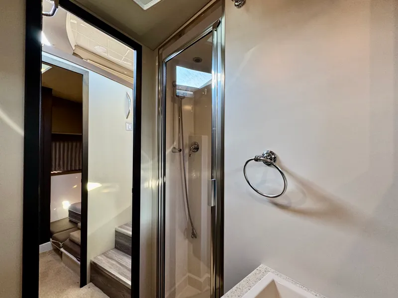 Slide: The Image of Carver Yachts 34 FLY 2014 - 20