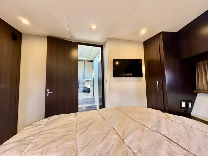 Slide: The Image of Carver Yachts 34 FLY 2014 - 23